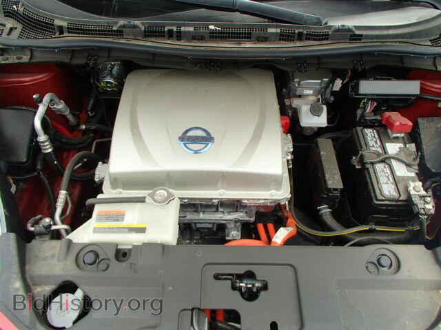 2015 NISSAN LEAF - VIN: 1N4AZ0CP1FC304826 - Фото 7