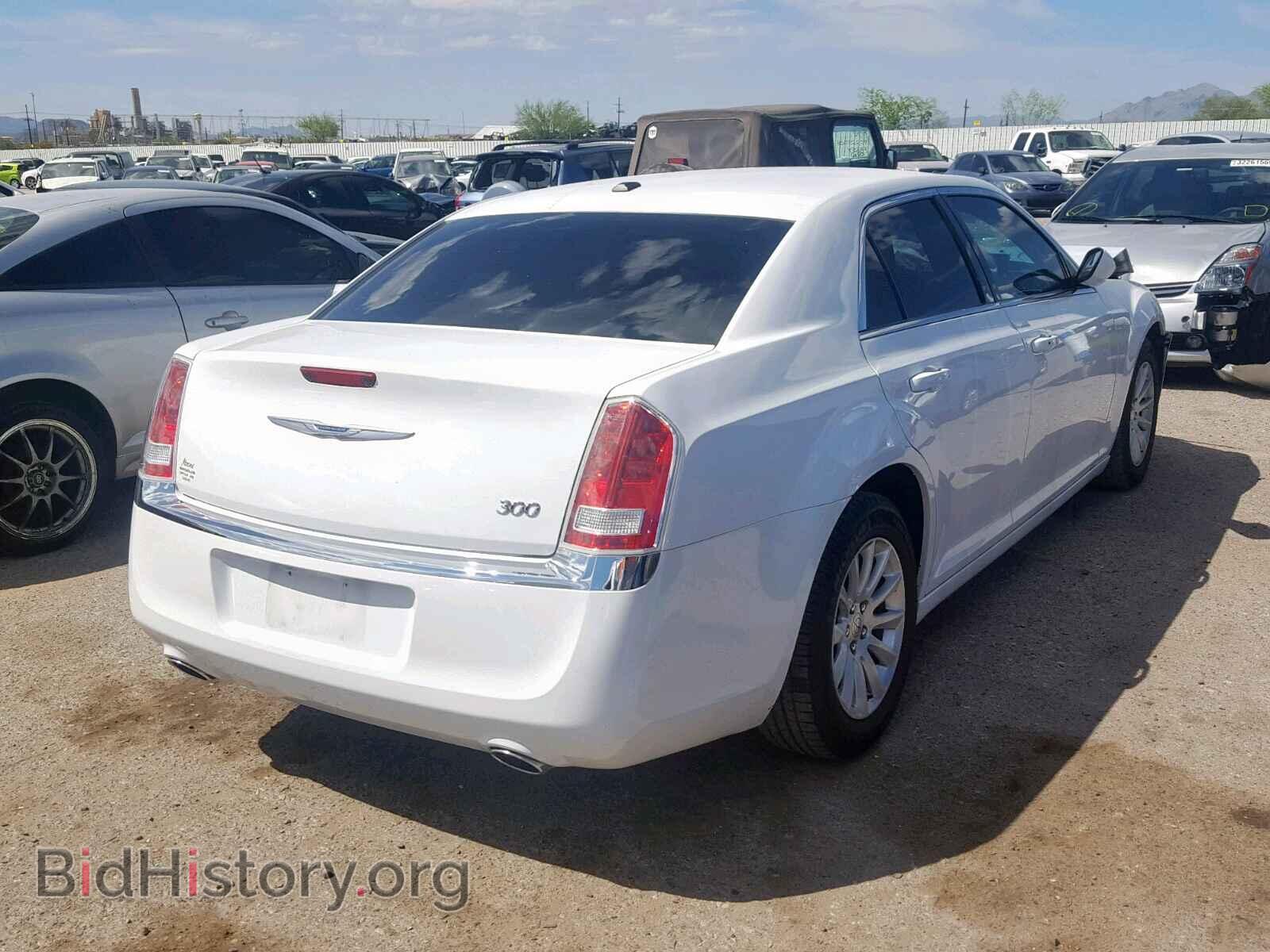 2014 CHRYSLER 300 - VIN: 2C3CCAAG2EH202996 - Фото 4