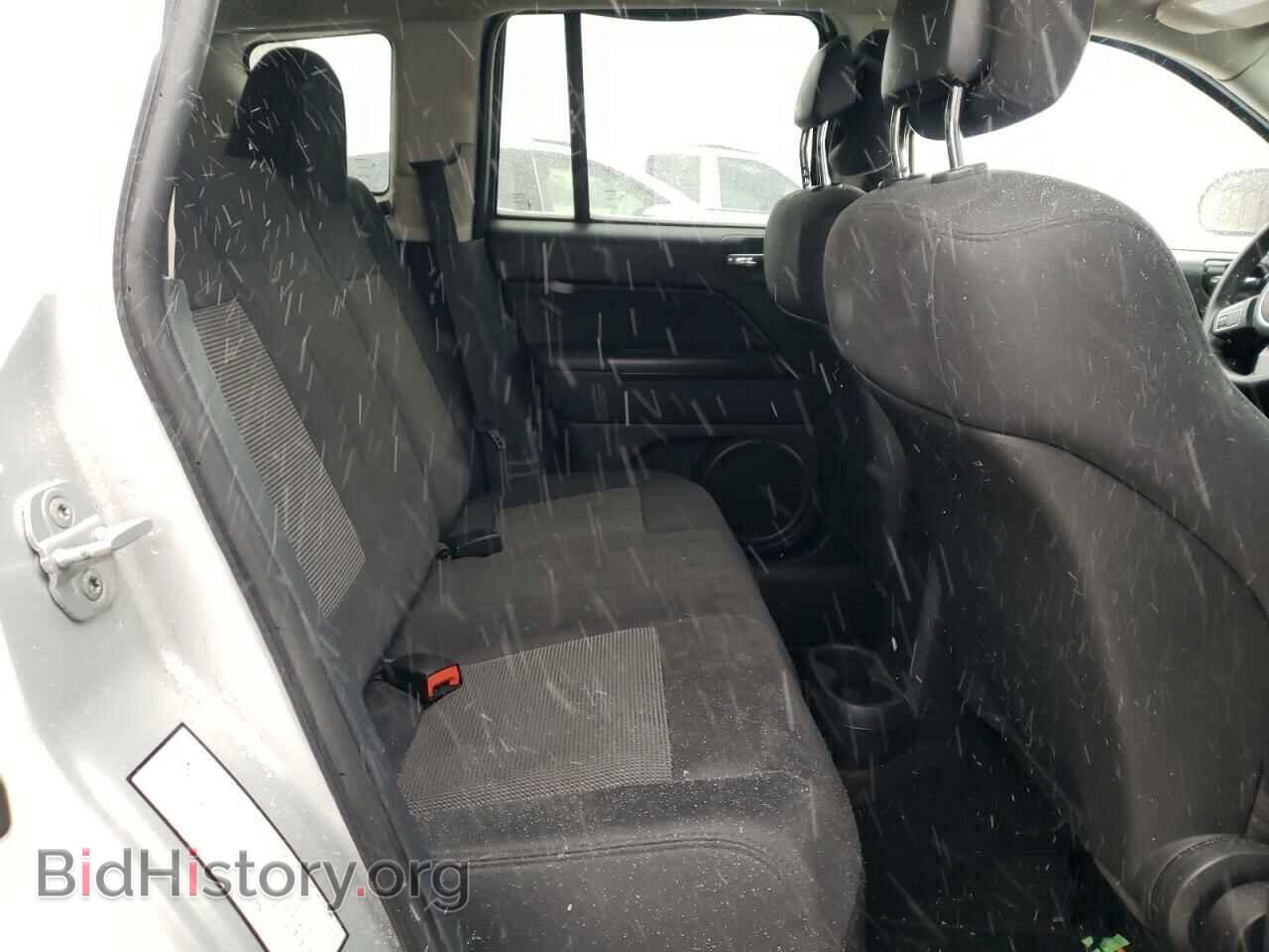 2011 JEEP COMPASS - VIN: 1J4NF1FB7BD148347 - Photo 6