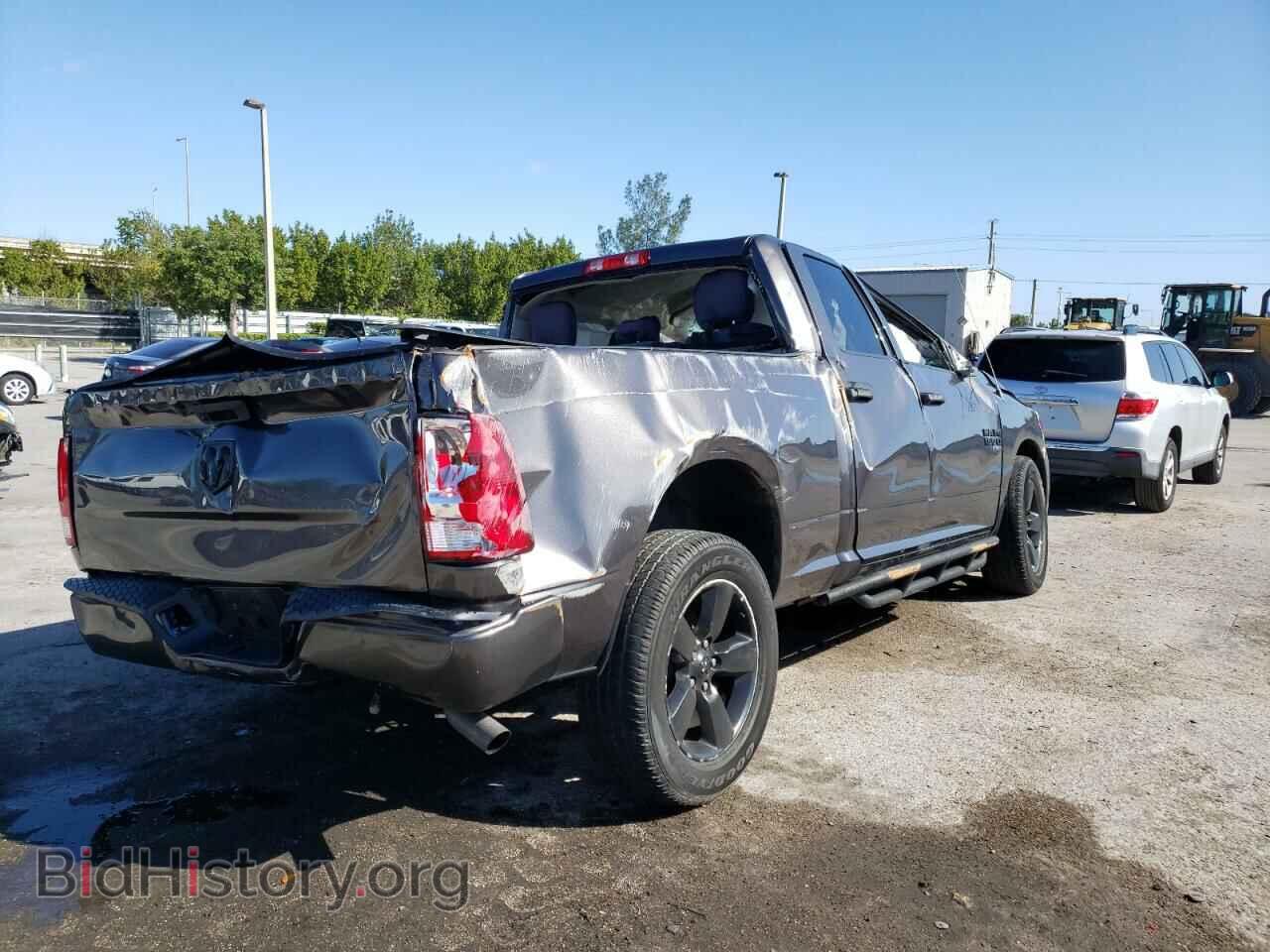 2019 RAM 1500 - VIN: 1C6RR6FG9KS552342 - Фото 4