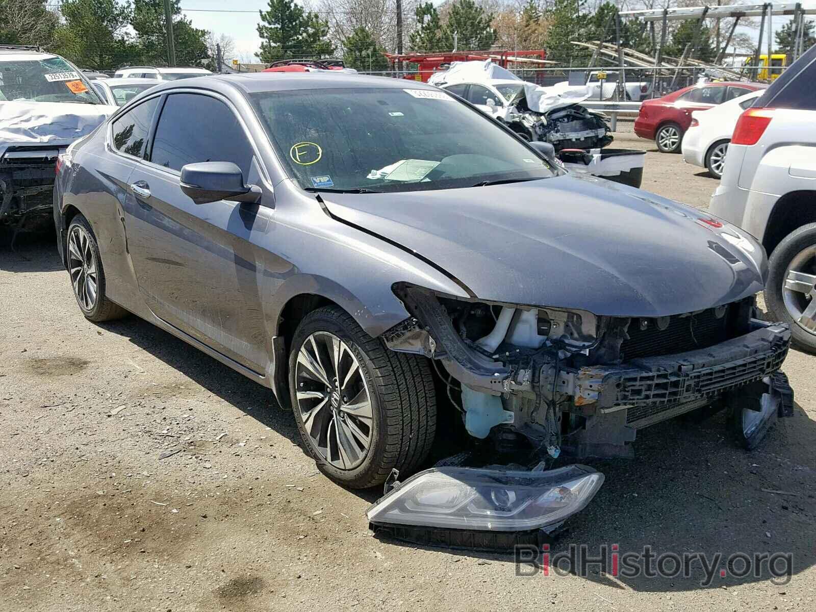 Photo 1HGCT1B77HA003909 - HONDA ACCORD EX 2017