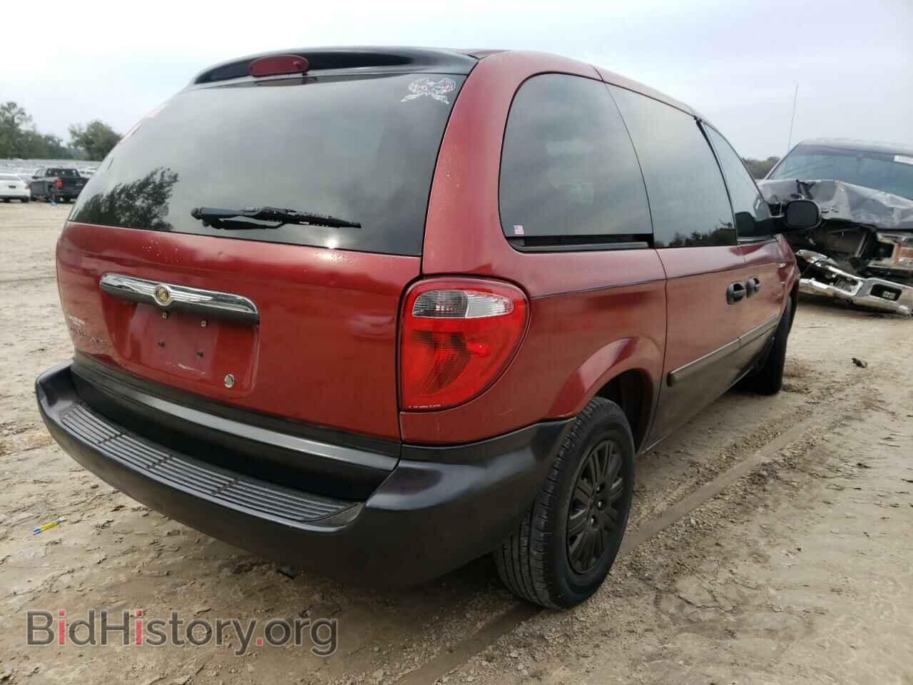 2006 CHRYSLER MINIVAN - VIN: 1A4GP45RX6B739912 - Фото 4