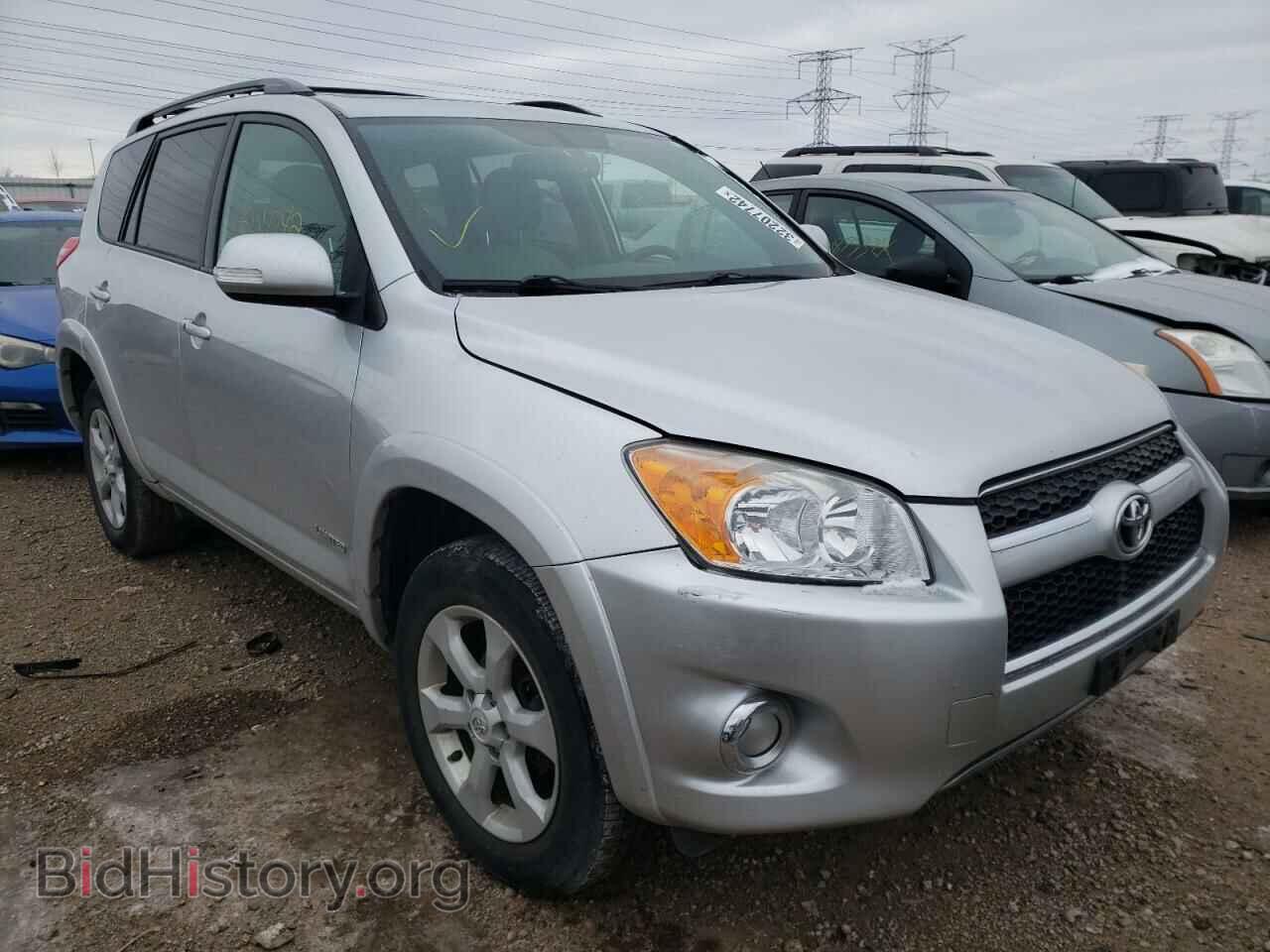 Фотография 2T3DF4DV5BW094680 - TOYOTA RAV4 2011