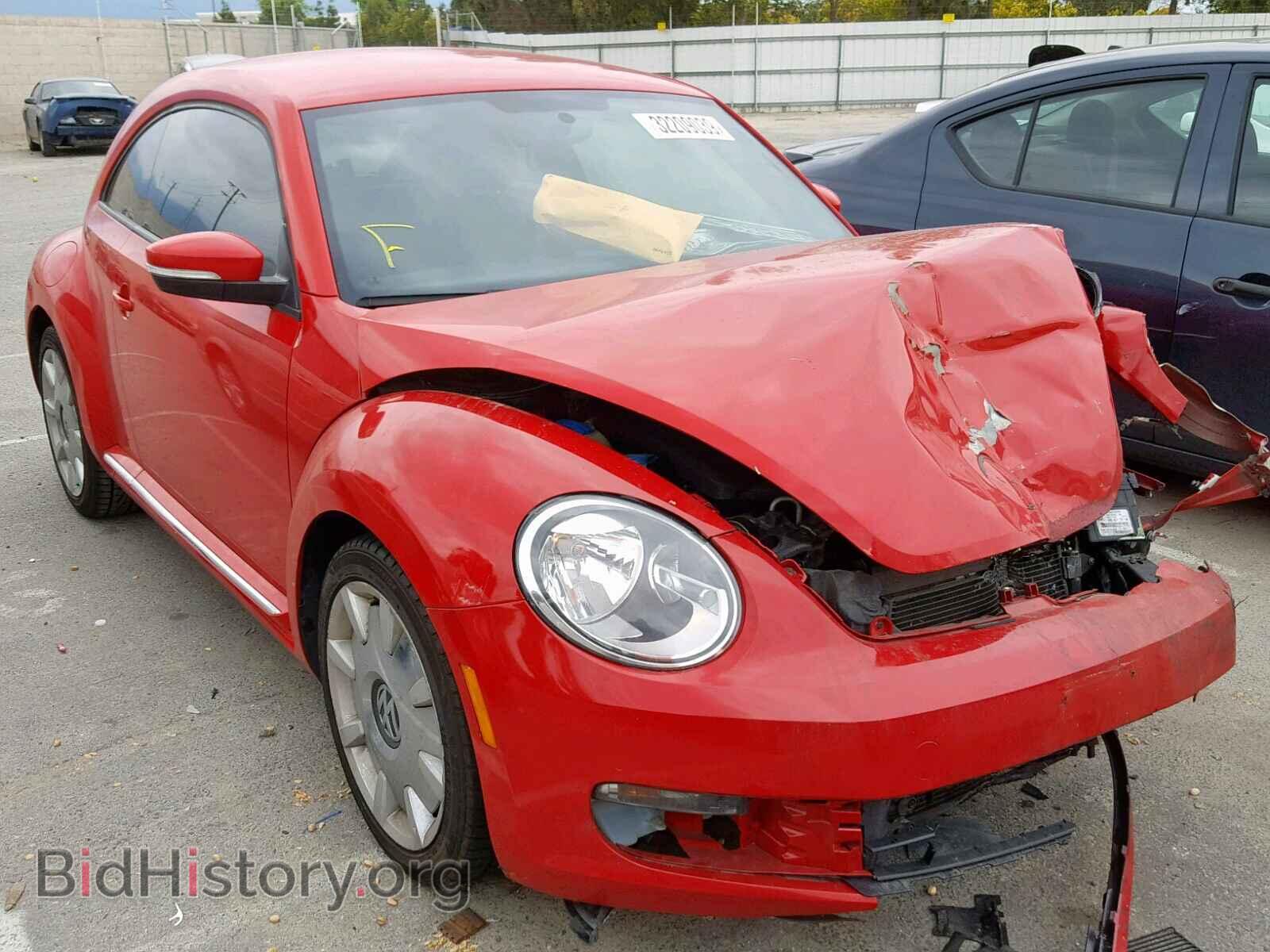 Photo 3VWJP7AT8CM602564 - VOLKSWAGEN BEETLE 2012