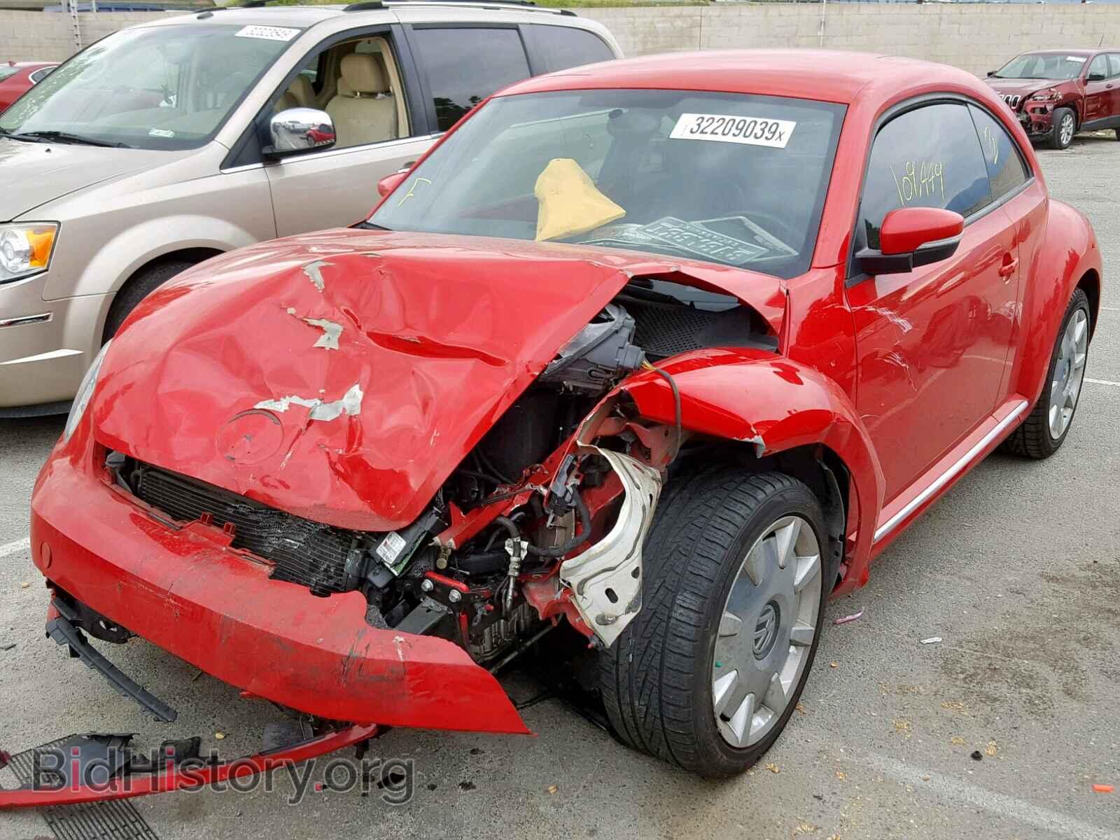 2012 VOLKSWAGEN BEETLE - VIN: 3VWJP7AT8CM602564 - Фото 2