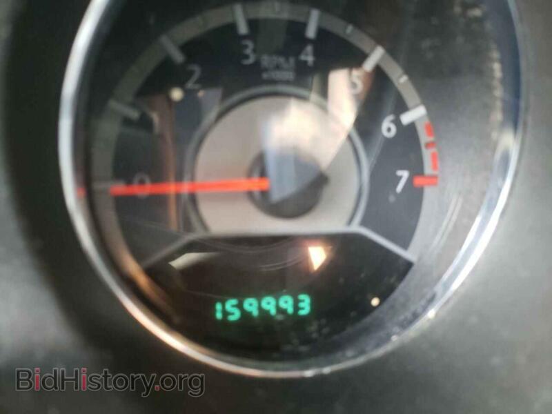 2013 Chrysler 200 (VIN 1C3CCBBB1DN656686) — photo 8 of 10