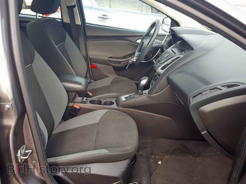 2013 Ford FOCUS (VIN 1FADP3F28DL335752) — фото 5 из 10