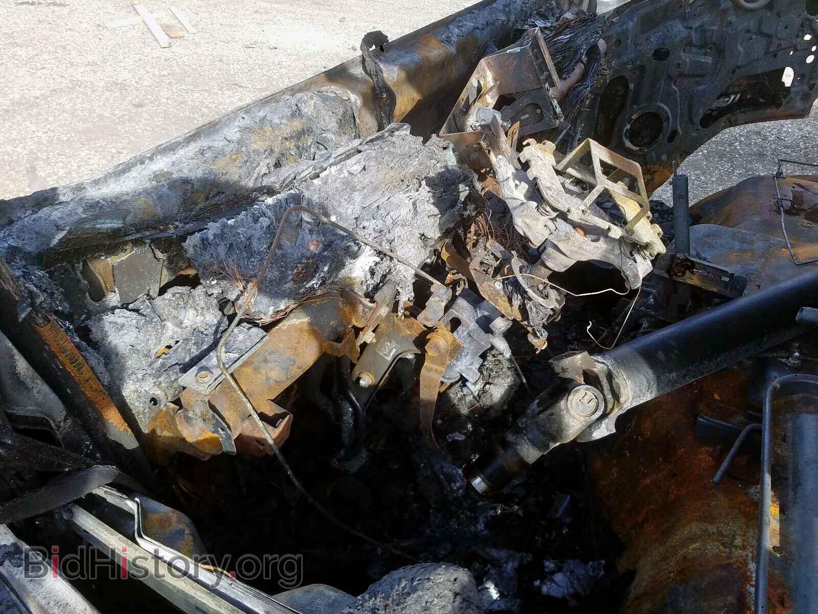 2018 ISUZU NPR - VIN: 54DB4W1B6JS801131 - Photo 8