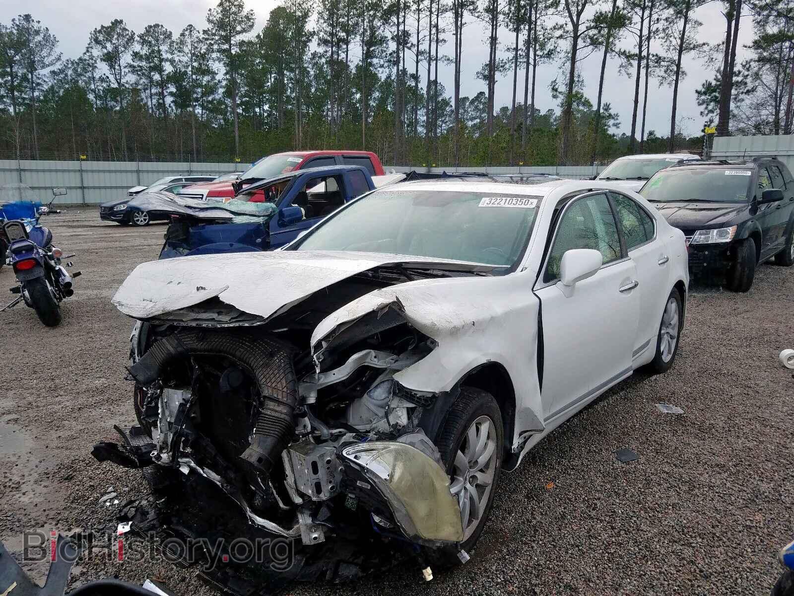 2007 LEXUS LS460 - VIN: JTHBL46F175002046 - Фото 2
