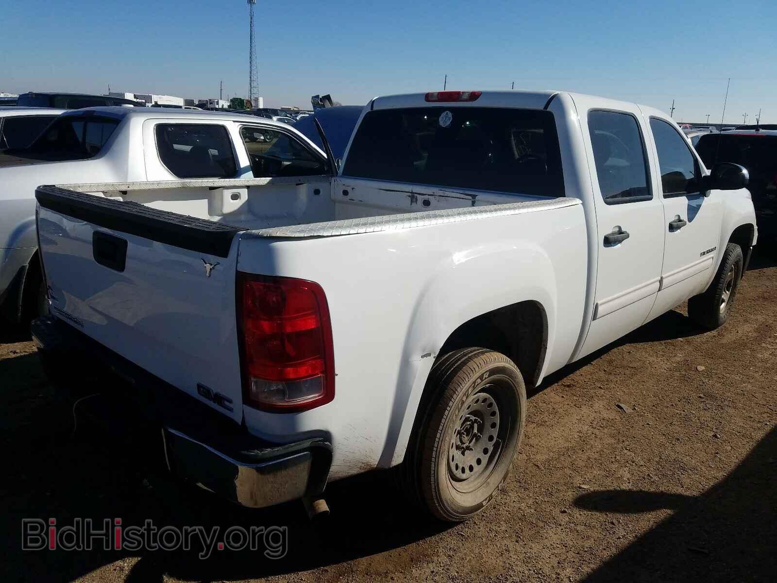 2007 GMC SIERRA - VIN: 3GTEC13C87G548570 - Фото 4