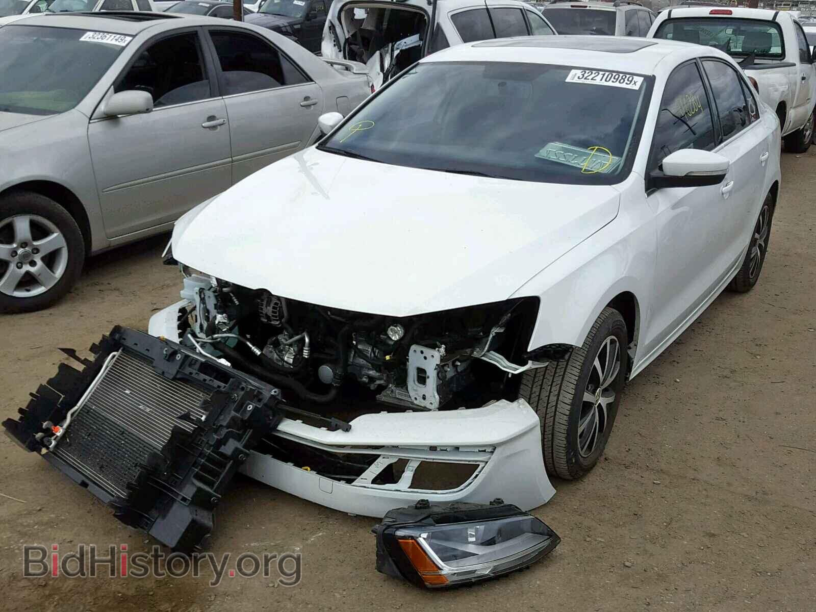 2017 VOLKSWAGEN JETTA - VIN: 3VWDB7AJ2HM222282 - Фото 2