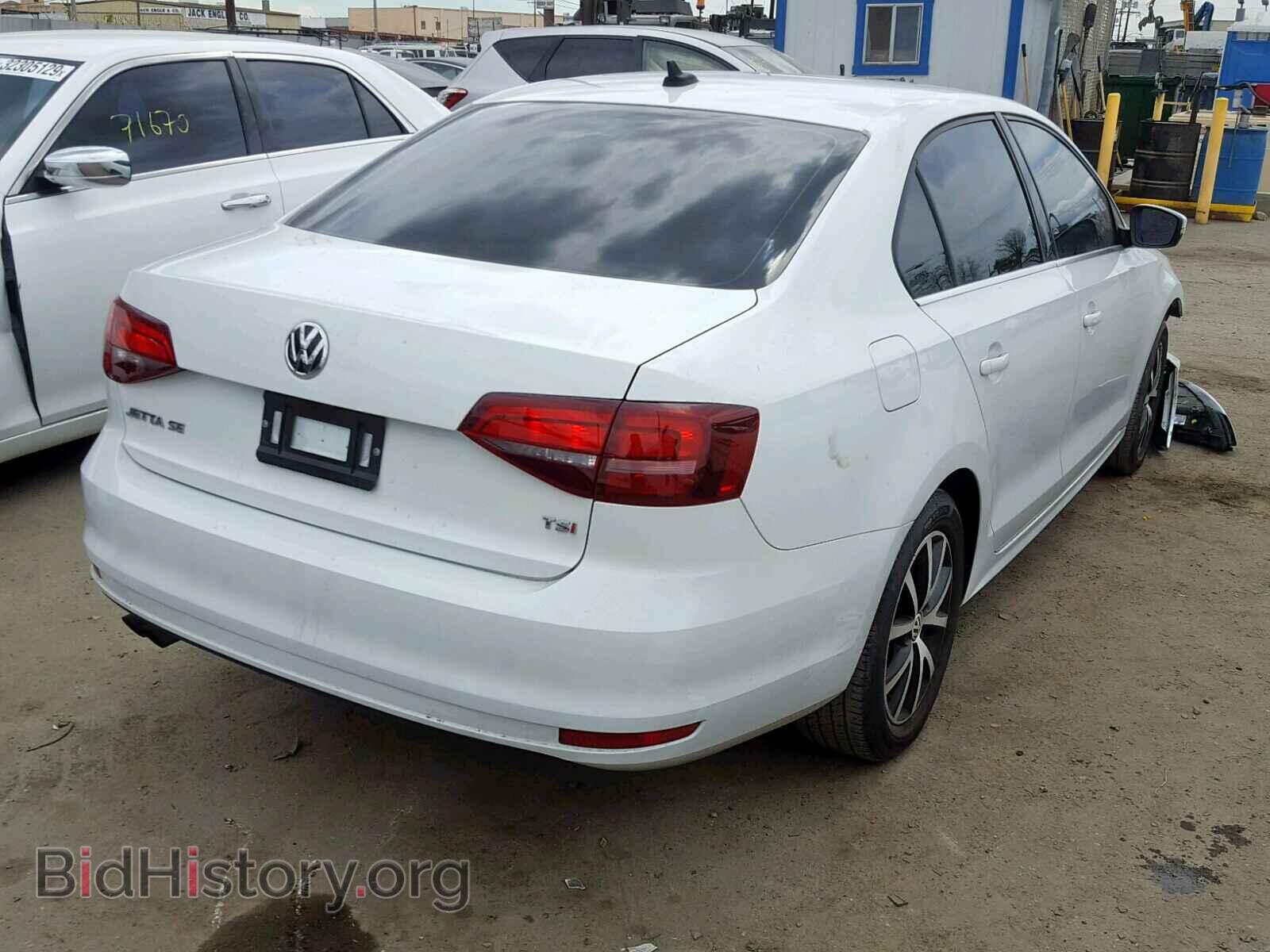 2017 VOLKSWAGEN JETTA - VIN: 3VWDB7AJ2HM222282 - Фото 4