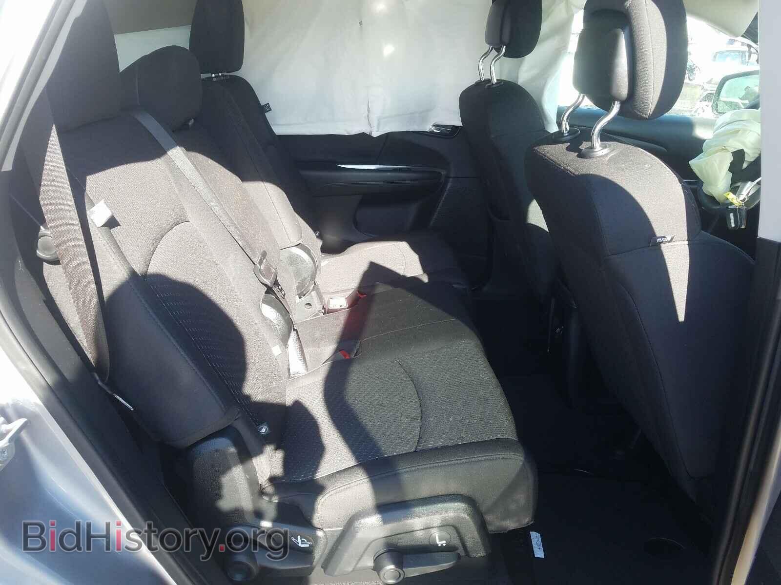 2018 DODGE JOURNEY - VIN: 3C4PDCAB2JT506695 - Фото 6
