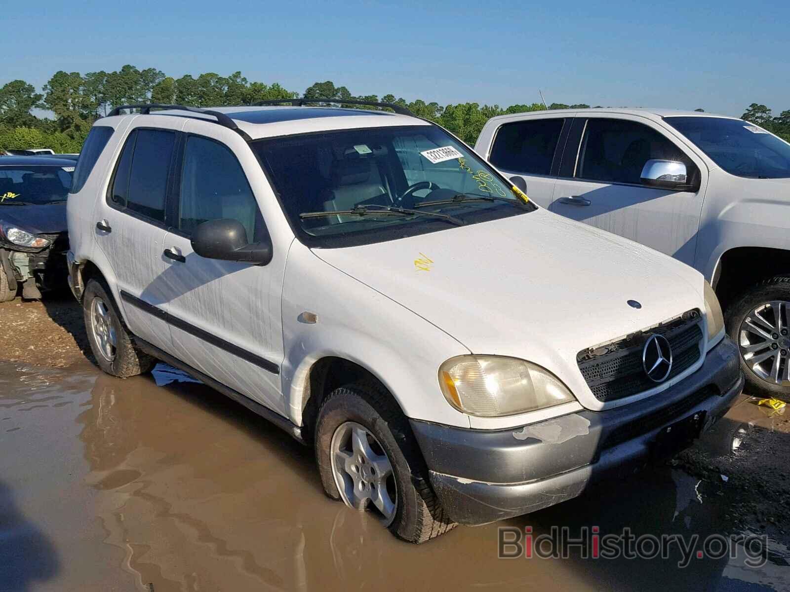 Photo 4JGAB54E1XA052982 - MERCEDES-BENZ ML 320 1999