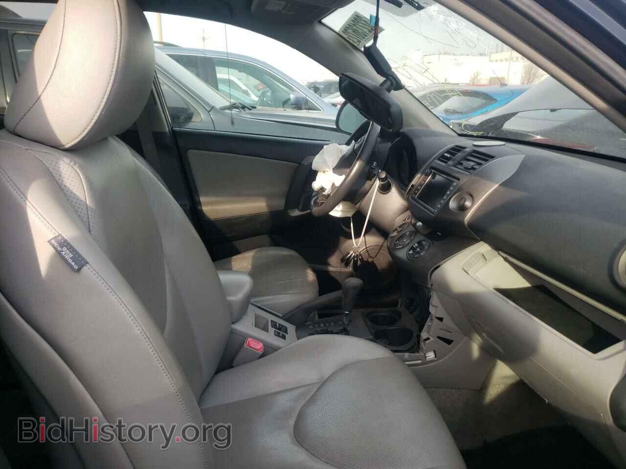 2010 TOYOTA RAV4 - VIN: JTMDK4DVXAD014703 - Фото 5