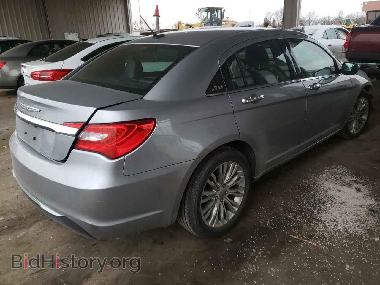 2013 CHRYSLER 200 - VIN: 1C3CCBCG7DN610113 - Фото 4