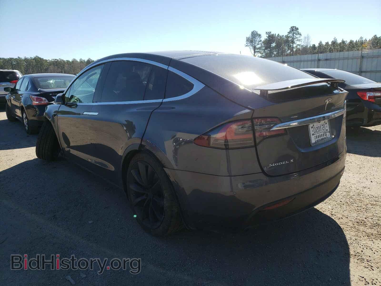 2017 TESLA MODEL X - VIN: 5YJXCAE28HF060269 - Фото 3