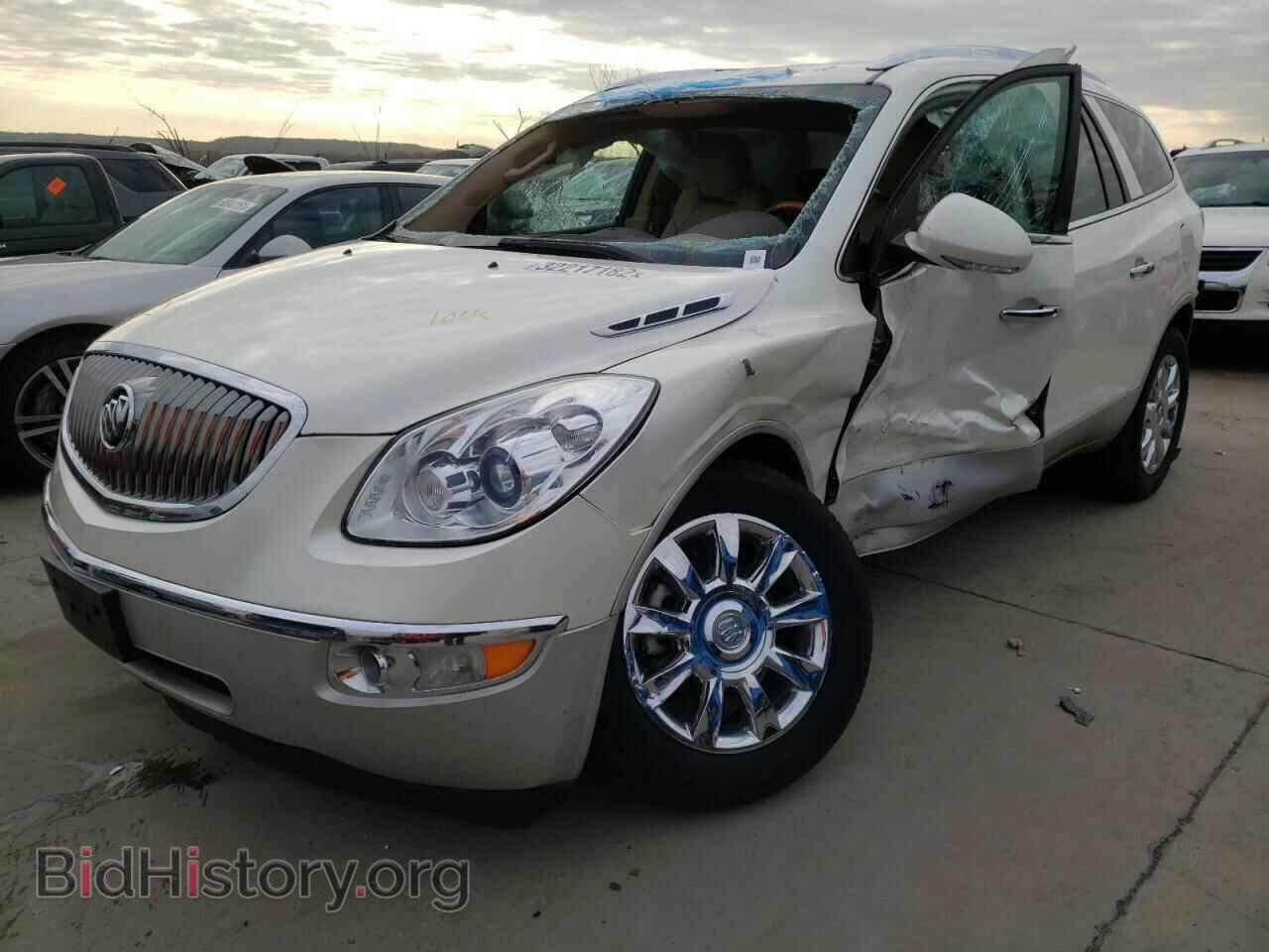 2011 BUICK ENCLAVE - VIN: 5GAKRCED7BJ320393 - Фото 2