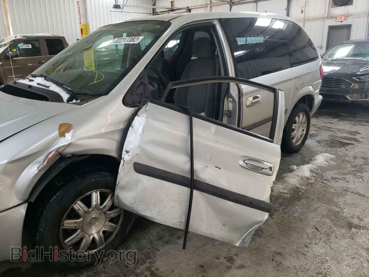 2006 CHRYSLER MINIVAN - VIN: 1A4GP45R86B706763 - Фото 9