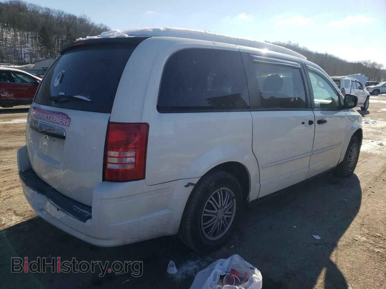2008 CHRYSLER TOWN & C - VIN: 2A8HR44H48R841880 - Фото 10