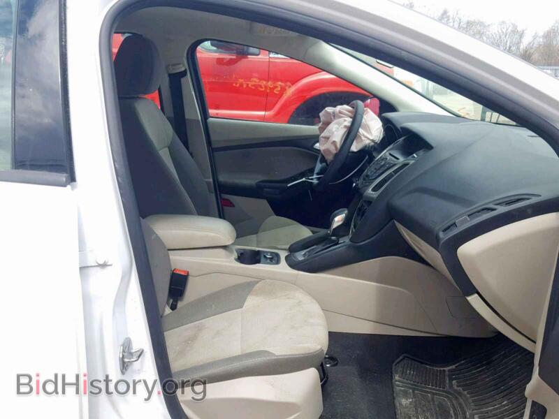 2014 Ford FOCUS SE (VIN 1FADP3K21EL397274) — фото 5 из 10