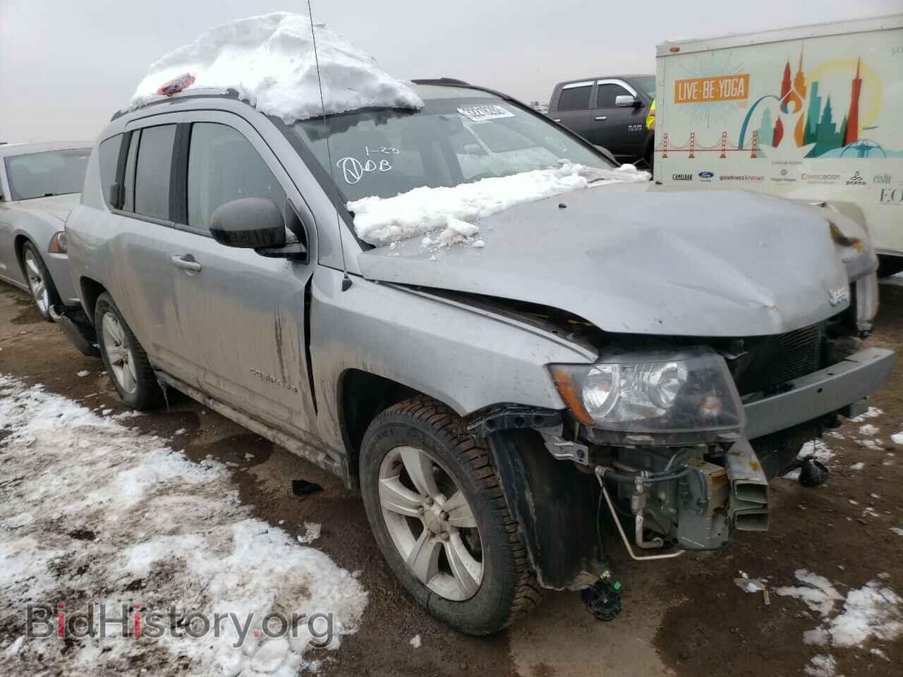 Photo 1C4NJDBB7GD713988 - JEEP COMPASS 2016