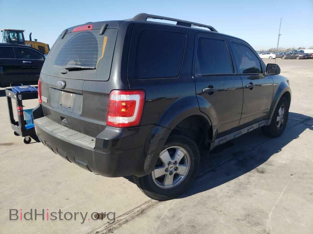 2011 FORD ESCAPE - VIN: 1FMCU0C71BKB23500 - Фото 4