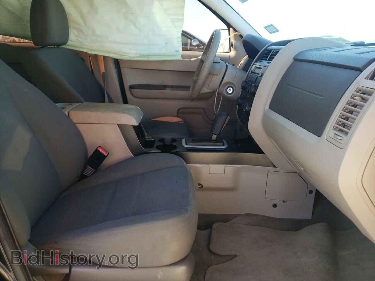 2011 FORD ESCAPE - VIN: 1FMCU0C71BKB23500 - Фото 5