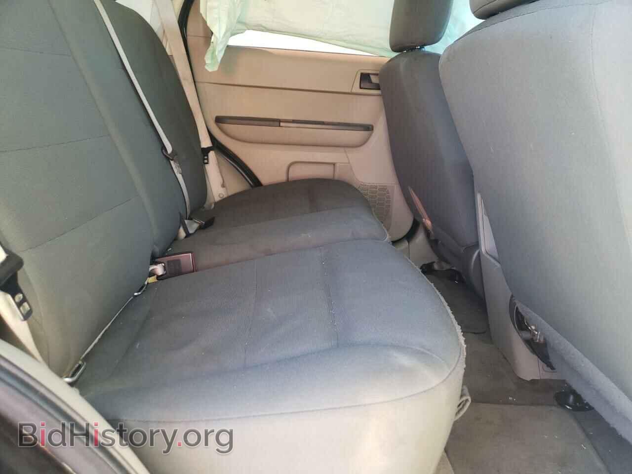 2011 FORD ESCAPE - VIN: 1FMCU0C71BKB23500 - Фото 6
