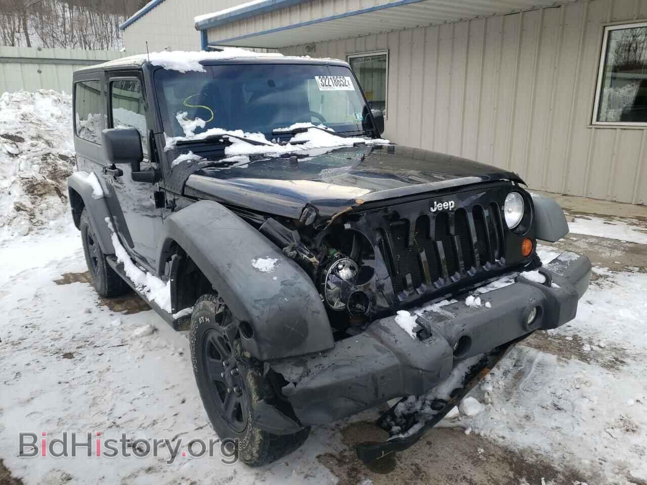 Photo 1J4AA2D10BL509890 - JEEP WRANGLER 2011
