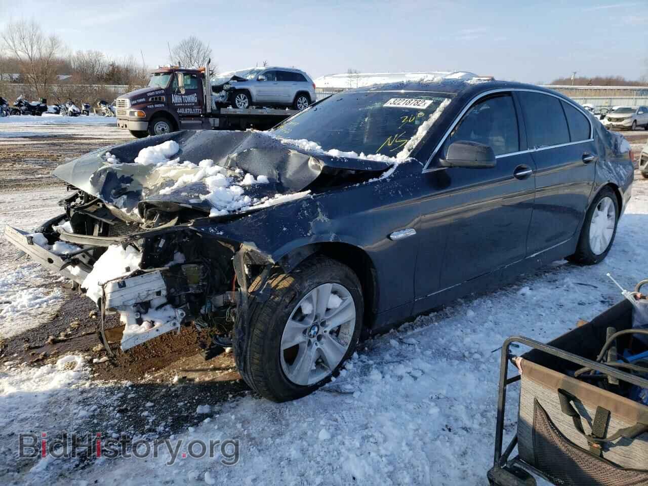 2011 BMW 5 SERIES - VIN: WBAFR1C52BC741472 - Фото 2