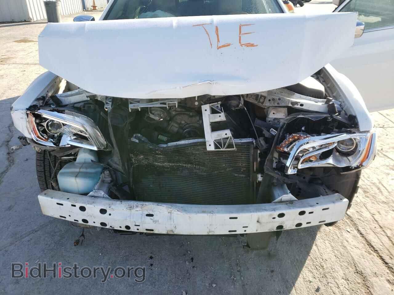 2014 CHRYSLER 300 - VIN: 2C3CCAET2EH118183 - Photo 9