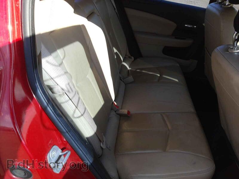 2011 Dodge AVENGER (VIN 1B3BD2FB6BN524861) — photo 6 of 10