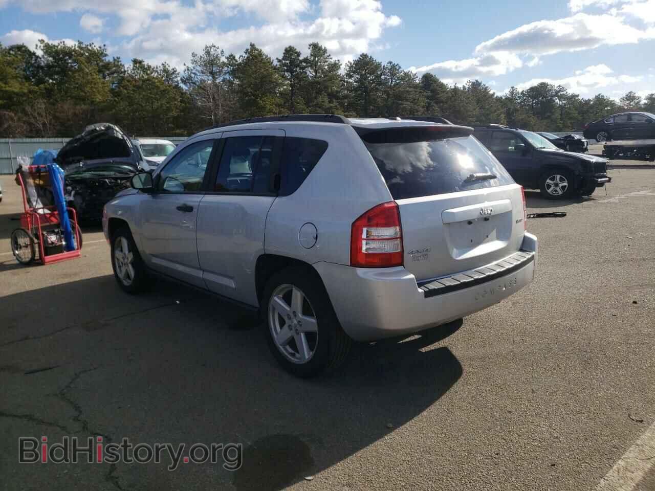 2008 JEEP COMPASS - VIN: 1J8FF57W38D749520 - Фото 3