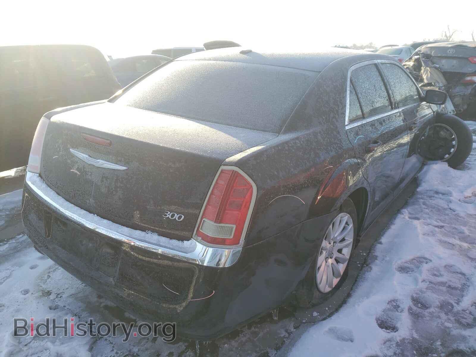 2014 CHRYSLER 300 - VIN: 2C3CCAAG6EH380958 - Фото 4