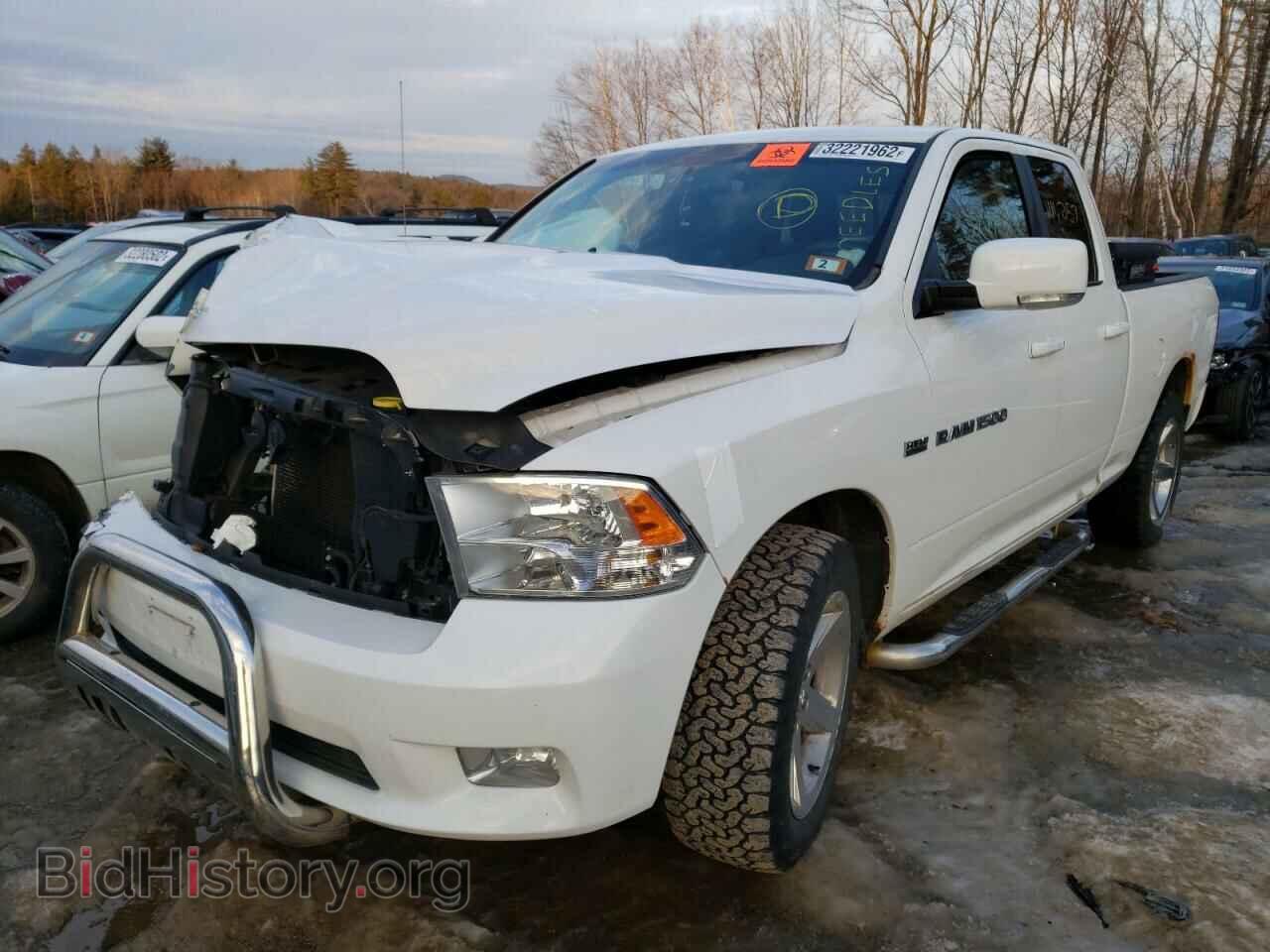 2011 DODGE RAM 1500 - VIN: 1D7RV1GT2BS502973 - Фото 2