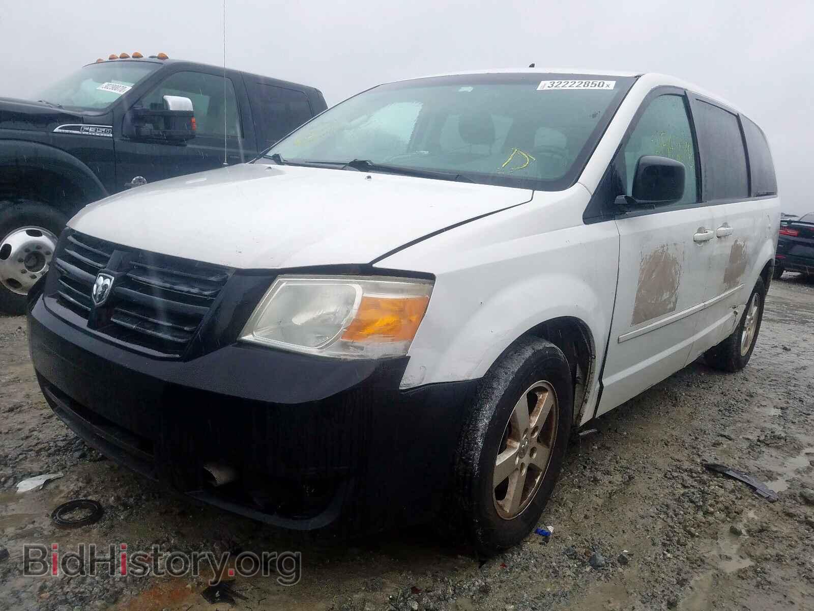 2009 DODGE CARAVAN - VIN: 2D8HN44E09R633359 - Фото 2