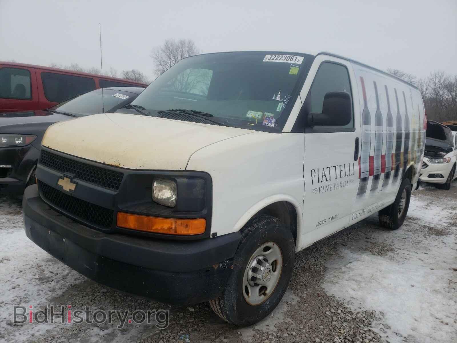 2011 CHEVROLET EXPRESS - VIN: 1GCWGFFA1B1153220 - Фото 2