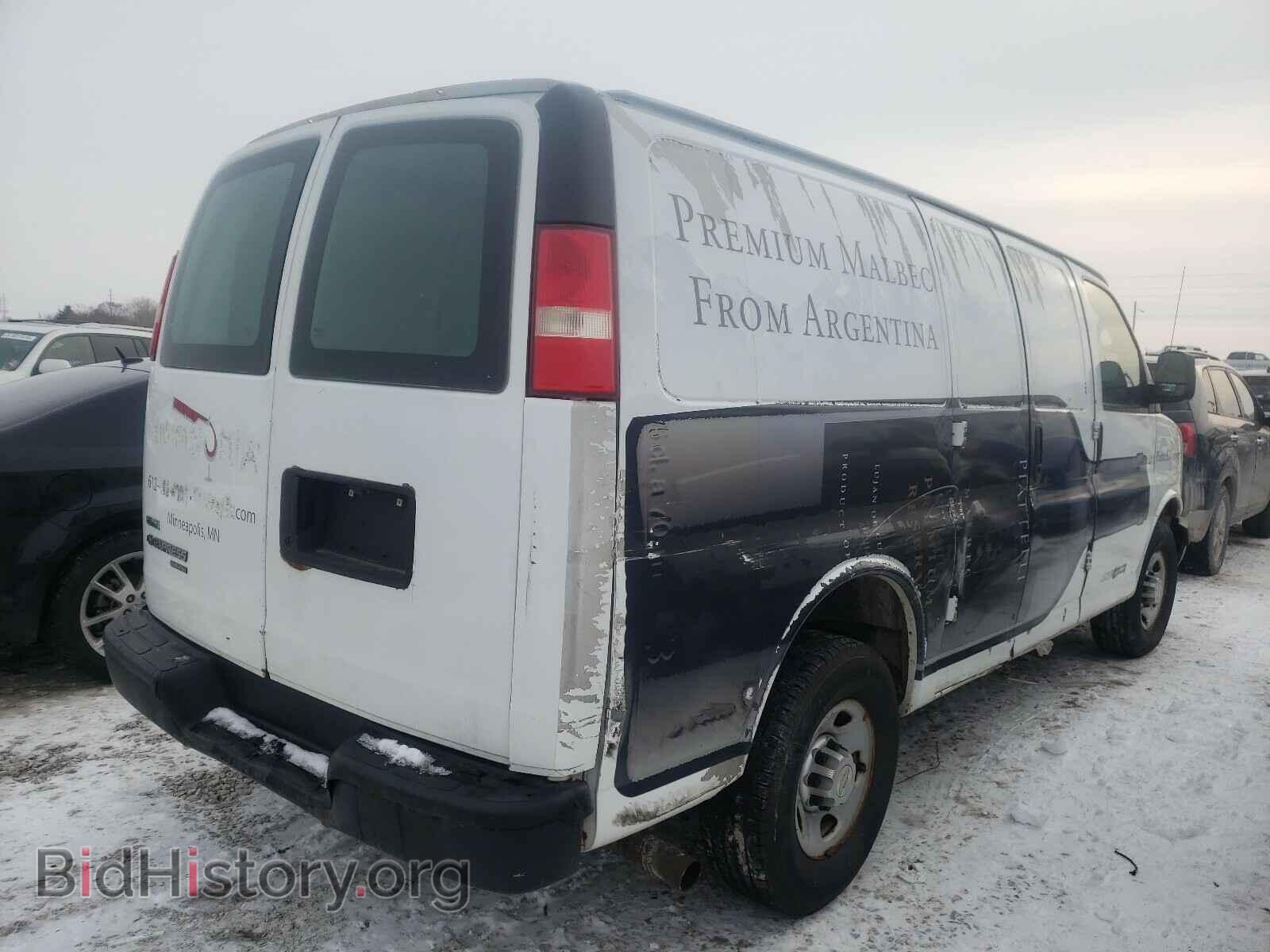 2011 CHEVROLET EXPRESS - VIN: 1GCWGFFA1B1153220 - Фото 4