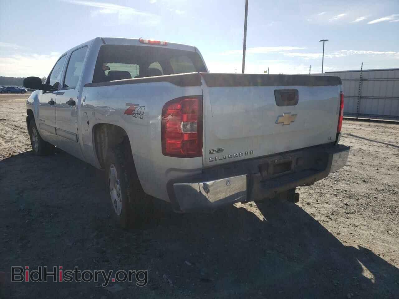 2011 CHEVROLET SILVERADO - VIN: 3GCPKSE35BG292296 - Фото 3