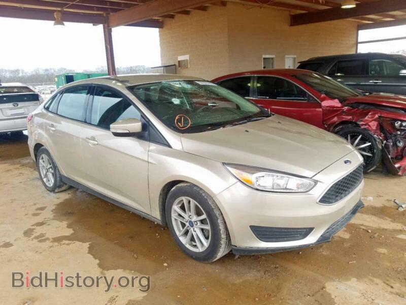 2017 Ford FOCUS Focus SE (VIN 1FADP3F2XHL345950) — photo 1 of 10, Copart, damage: hail