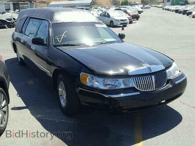 Photo 1LJFM81W6YY847762 - LINCOLN TOWNCAR 2000