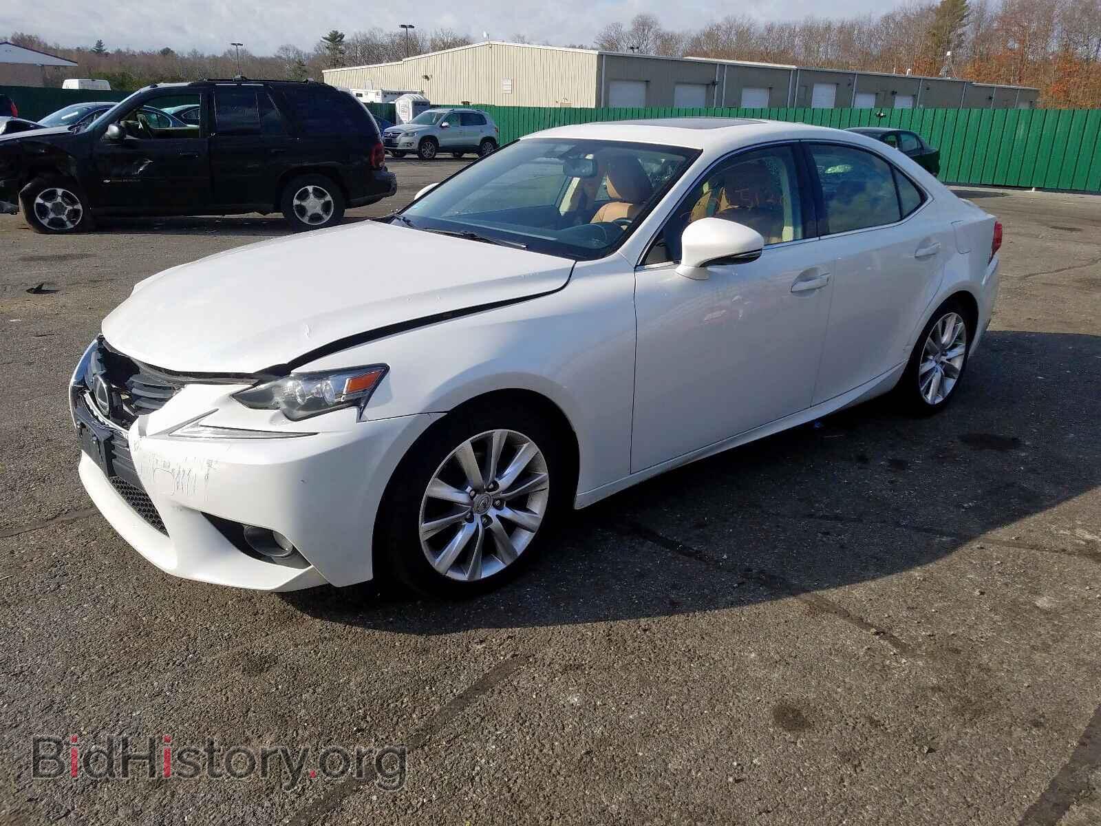 2014 LEXUS IS - VIN: JTHCF1D28E5013455 - Photo 2