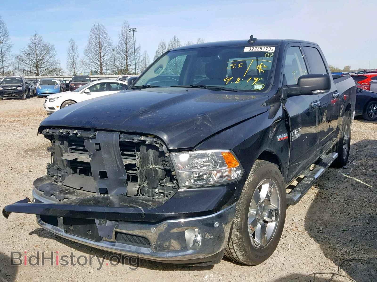 2017 RAM 1500 SLT - VIN: 3C6RR7LT4HG642800 - Фото 2