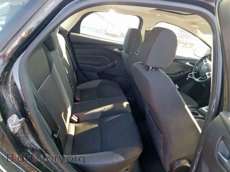 2013 Ford FOCUS (VIN 1FADP3K23DL189637) — фото 6 из 10
