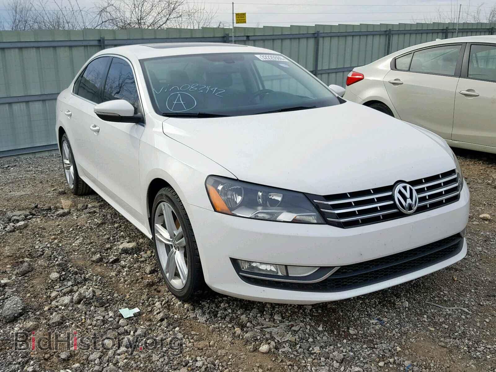Фотография 1VWBM7A39CC083992 - VOLKSWAGEN PASSAT 2012
