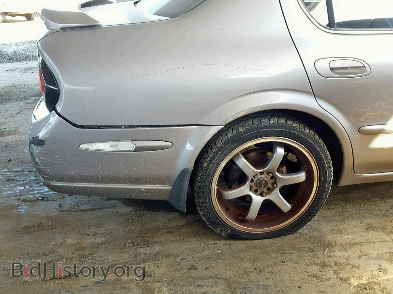 2000 NISSAN MAXIMA - VIN: JN1CA31AXYT203753 - Photo 9