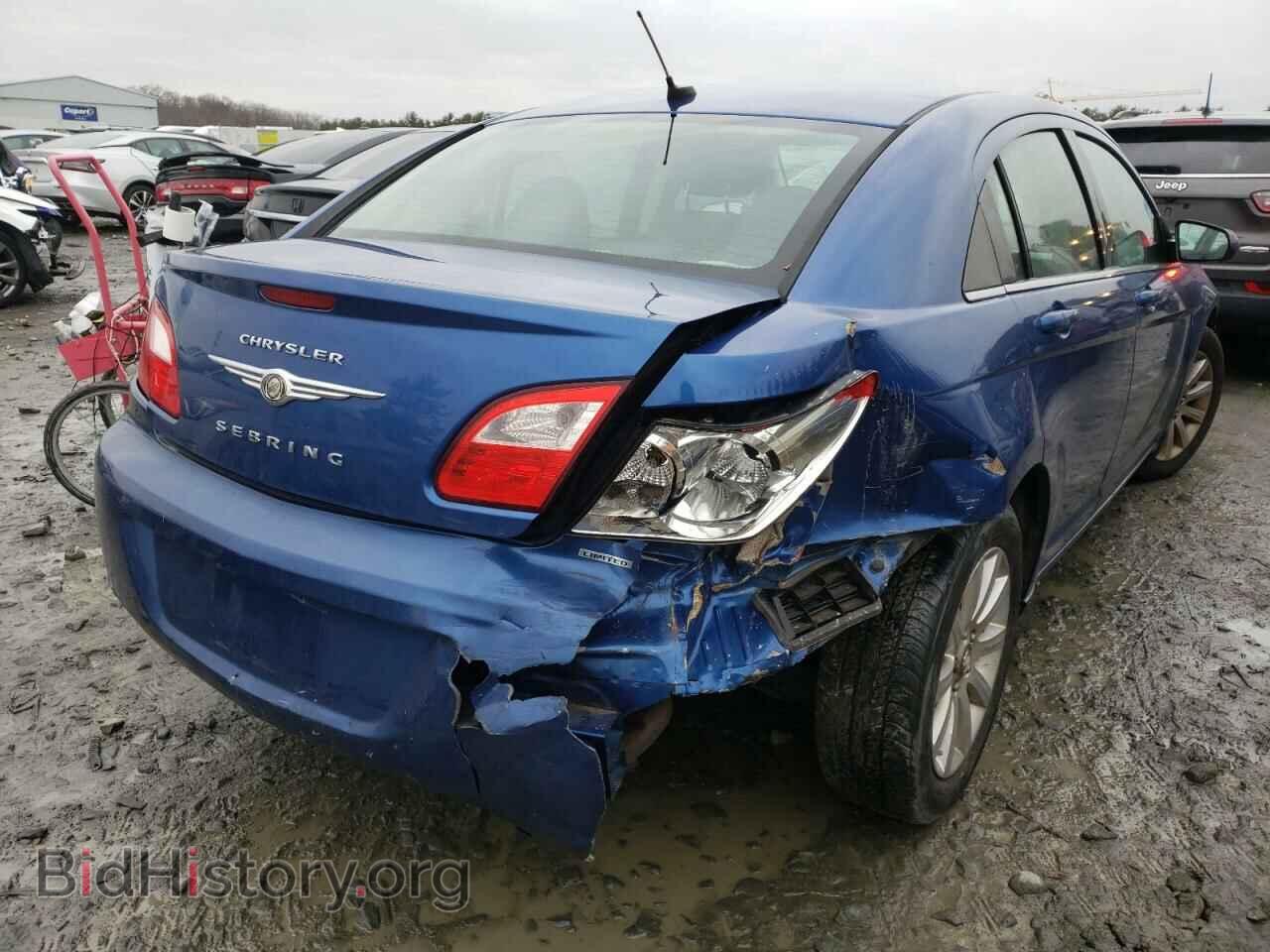2010 CHRYSLER SEBRING - VIN: 1C3CC5FB0AN111263 - Фото 4