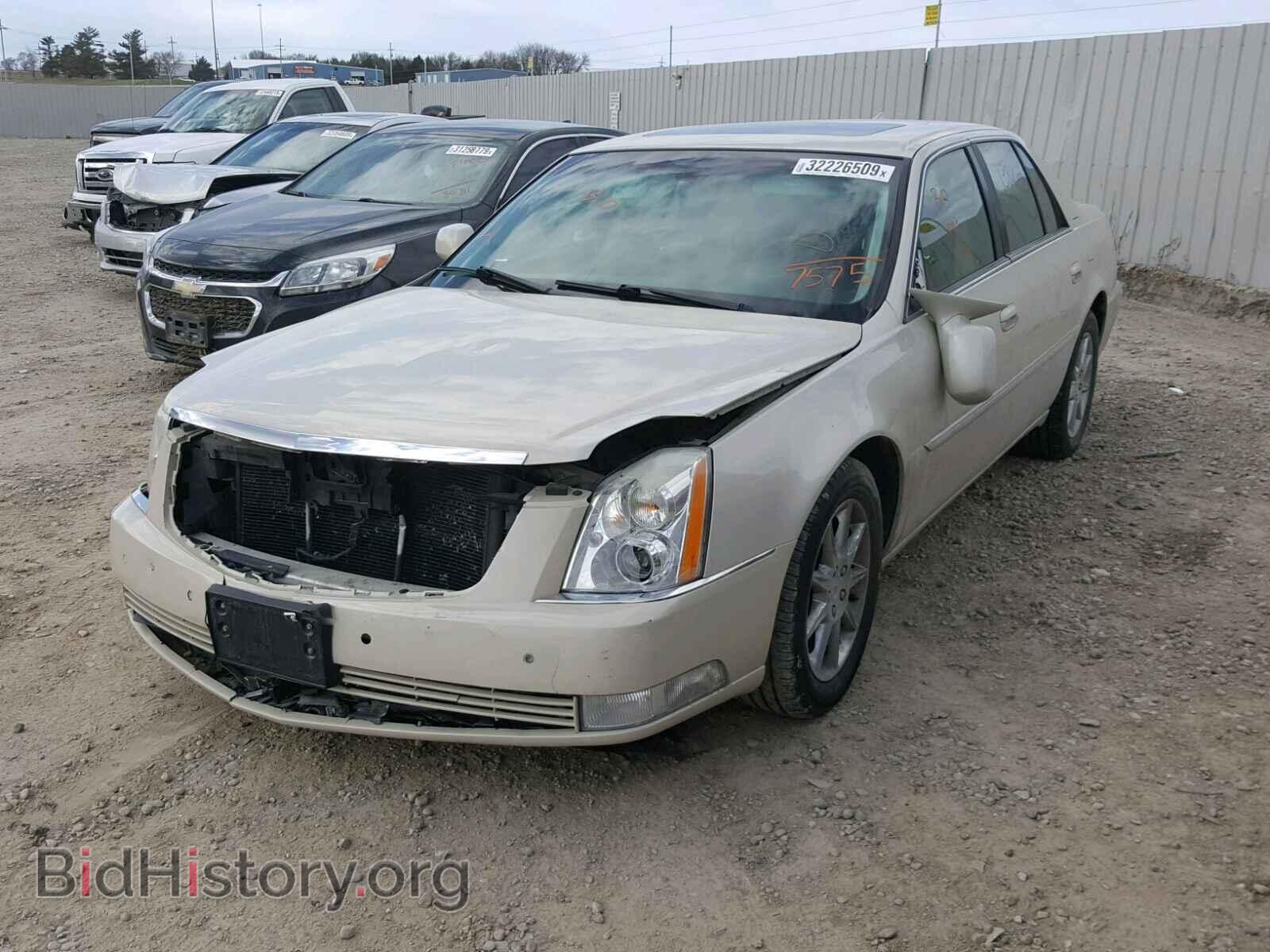 2010 CADILLAC DTS - VIN: 1G6KD5EY2AU137575 - Фото 2
