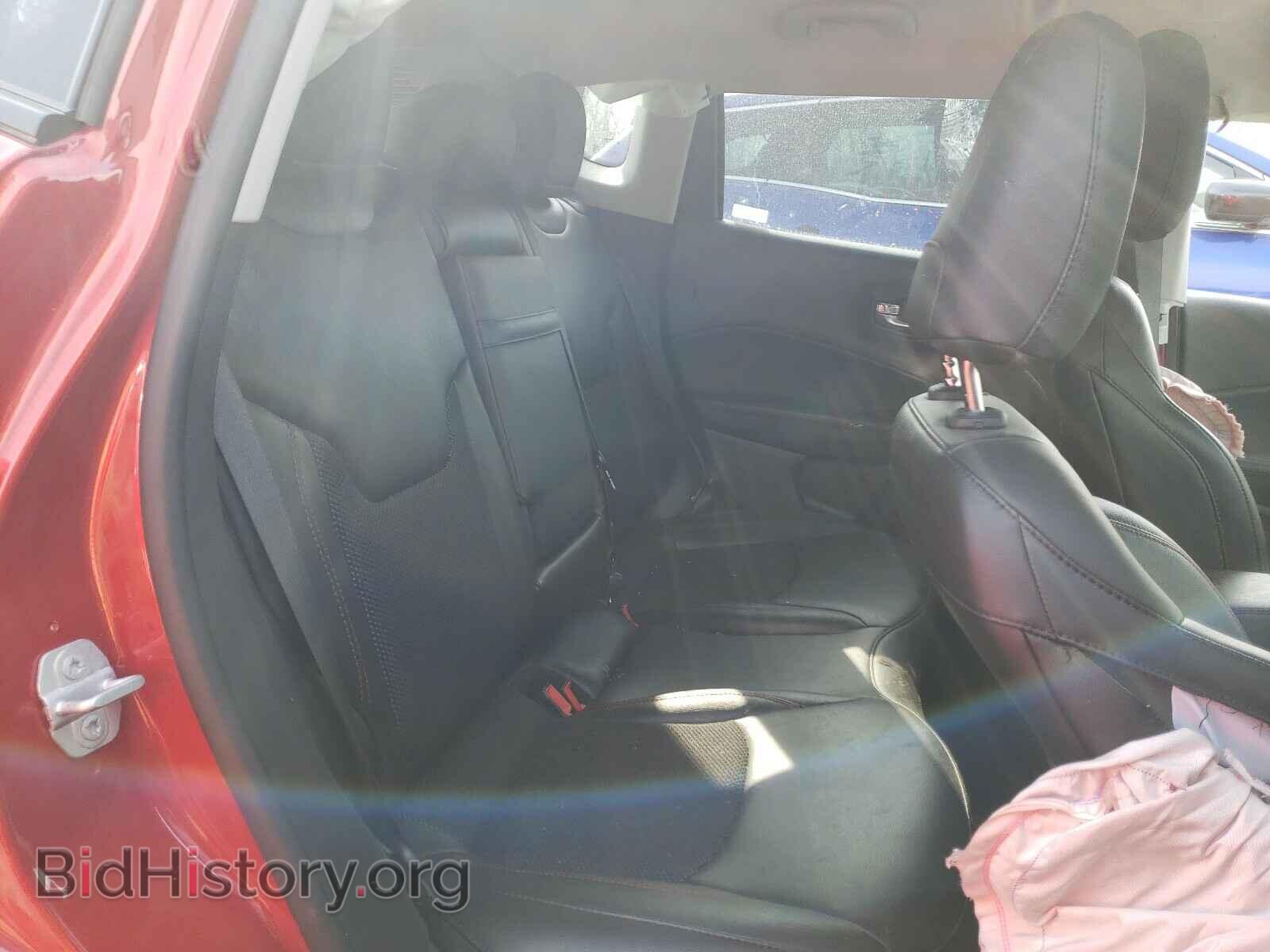 2019 JEEP COMPASS - VIN: 3C4NJDDB8KT671377 - Фото 6